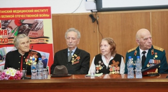 В рамках проект «Воспоминания солдата победы» в ДГМУ прошла встреча с ветеранами ВОВ